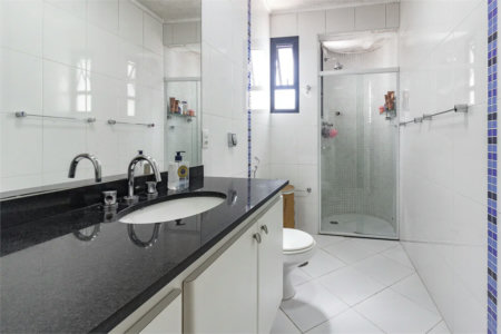Apartamento à venda com 4 quartos, sendo 2 suítes,  em Jardim Parque Morumbi, São Paulo, SP