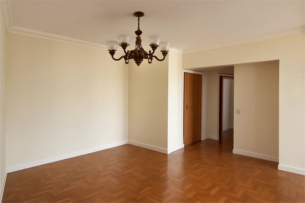 Apartamento à venda com 3 quartos, sendo 1 suíte, em Alto da Lapa, São Paulo, SP
