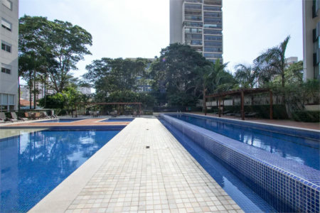 Apartamento à venda com 4 quartos, sendo 3 suítes,  em Vila Romana, São Paulo, SP
