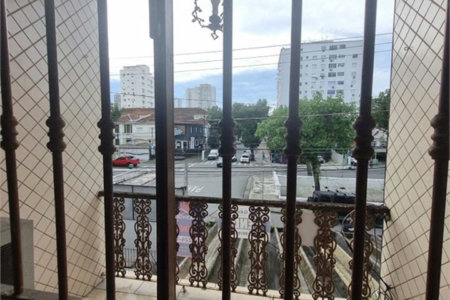 Sobrado Amplo à Venda na Vila Belmiro – Santos