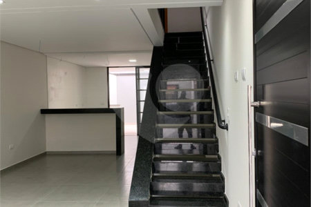 Casa à venda com 3 quartos, sendo 2 suítes,  em Vila Francisco Matarazzo, Santo André, SP