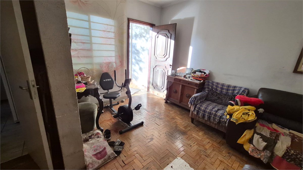 Casa à venda com 2 quartos em Conjunto Residencial Butantã, São Paulo, SP