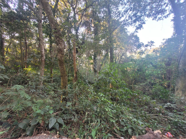 Terreno à venda no condomínio Alpes da Cantareira, Mairiporã - SP