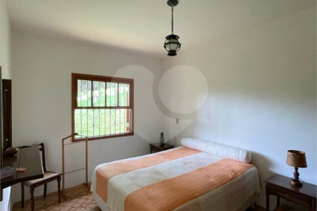 Sítio à venda com 3 quartos, sendo 1 suíte, em Jardim Estância Brasil, Atibaia, SP