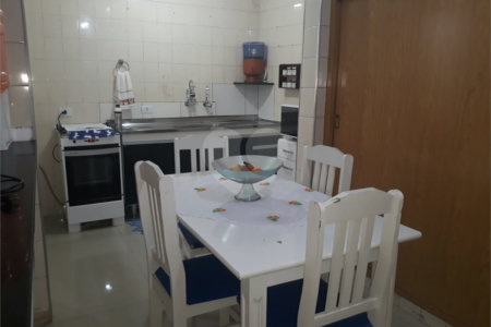 Casa à venda com 4 quartos em Jardim Marisa, São Paulo, SP