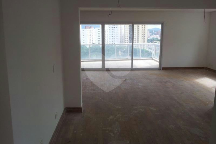 Apartamento à venda com 4 suítes em Santana, São Paulo, SP