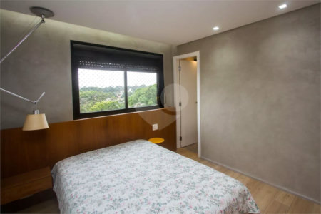 Apartamento à venda com 3 suítes em Alto da Boa Vista, São Paulo, SP