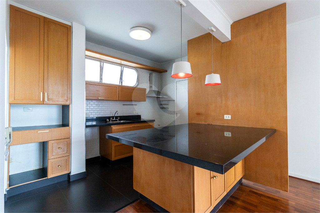 Apartamento à venda com 3 quartos, sendo 1 suíte, em Vila Sofia, São Paulo, SP