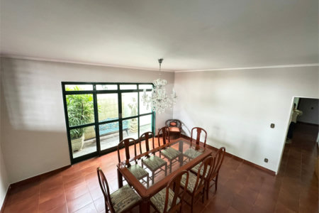 Casa à venda com 4 quartos, sendo 2 suítes, em Ribeirânia, Ribeirão Preto, SP