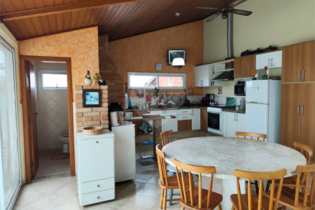 Sobrado à venda com 3 quartos, sendo 2 suítes, em Vila Romão, Salto, SP