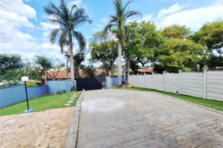 Casa à venda com 3 suítes no condomínio Vinhas da Vista Alegre Sede, Vinhedo - SP