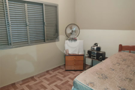 Casa à venda com 3 quartos em Jardim Maria Dirce, Guarulhos, SP