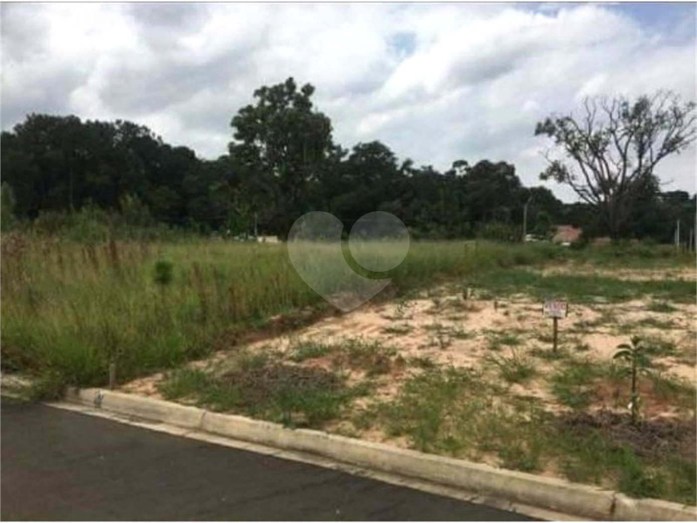 Terreno à venda no condomínio Residencial Nova Canaã, Araçoiaba da Serra - SP
