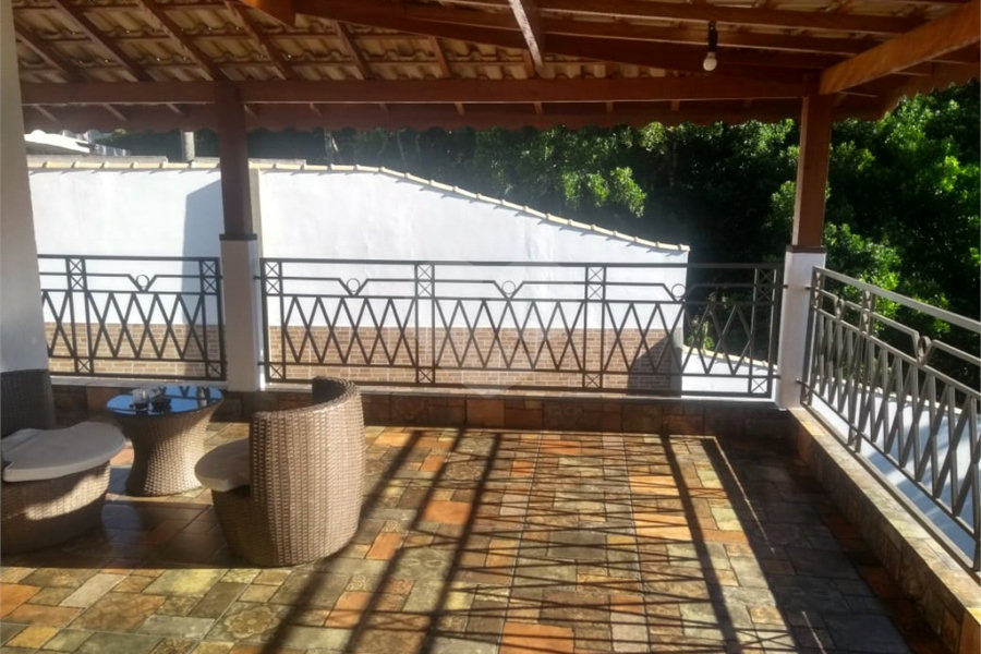Casa à venda com 3 quartos, sendo 1 suíte, no condomínio Alpes de Mairiporã, Mairiporã - SP