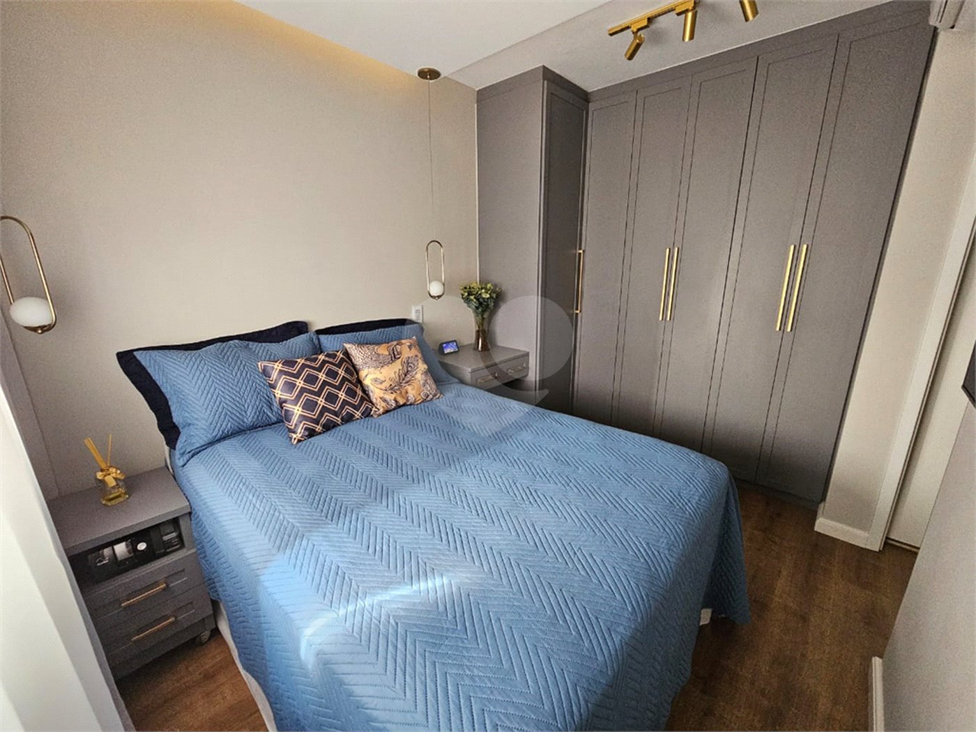 Apartamento à venda com 3 quartos, sendo 1 suíte,  em Brás, São Paulo, SP