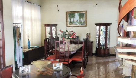 Casa à venda com 5 suítes no condomínio Estância Marambaia, Vinhedo - SP