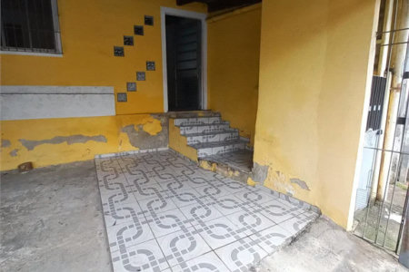 Casa à venda com 5 quartos, sendo 1 suíte, em Jardim Novo Taboão, São Paulo, SP