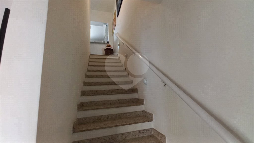 Sobrado à venda com 3 quartos, sendo 1 suíte, em Vila Gomes, São Paulo, SP