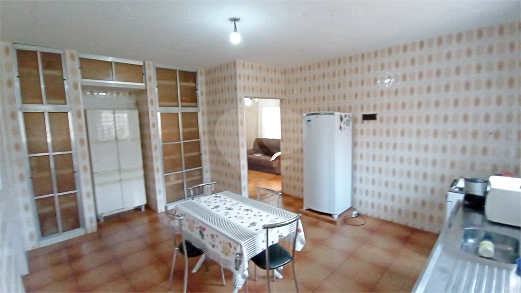 Casa à venda com 3 quartos, sendo 1 suíte,  no Centro, Vinhedo, SP