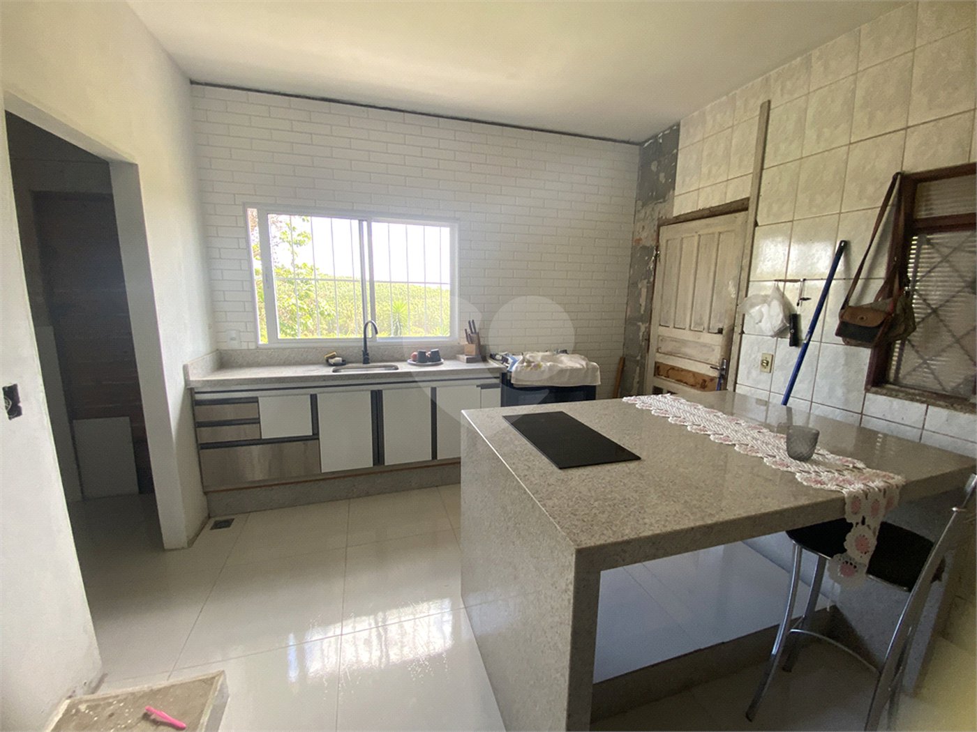 Sítio à venda com 3 quartos, sendo 1 suíte, em Loteamento Vila Central, Elias Fausto, SP