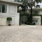Casa em condomínio à venda com 4 quartos, sendo 6 suítes, em Fazenda Morumbi, São Paulo, SP