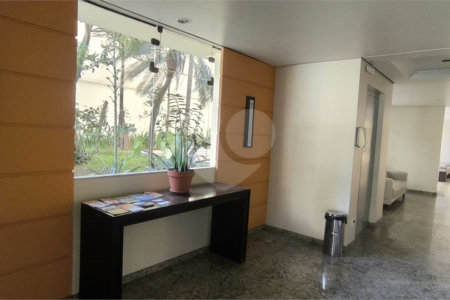 Apartamento à venda com 3 quartos, sendo 1 suíte, em Pinheiros, São Paulo, SP