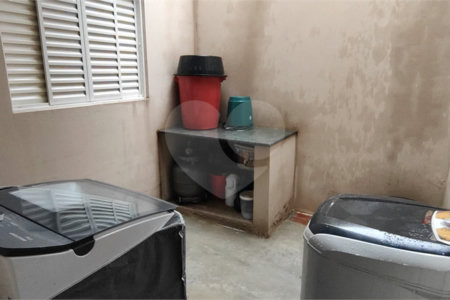 Casa à venda com 2 quartos, sendo 1 suíte, em Jardim Nair Maria, Salto, SP
