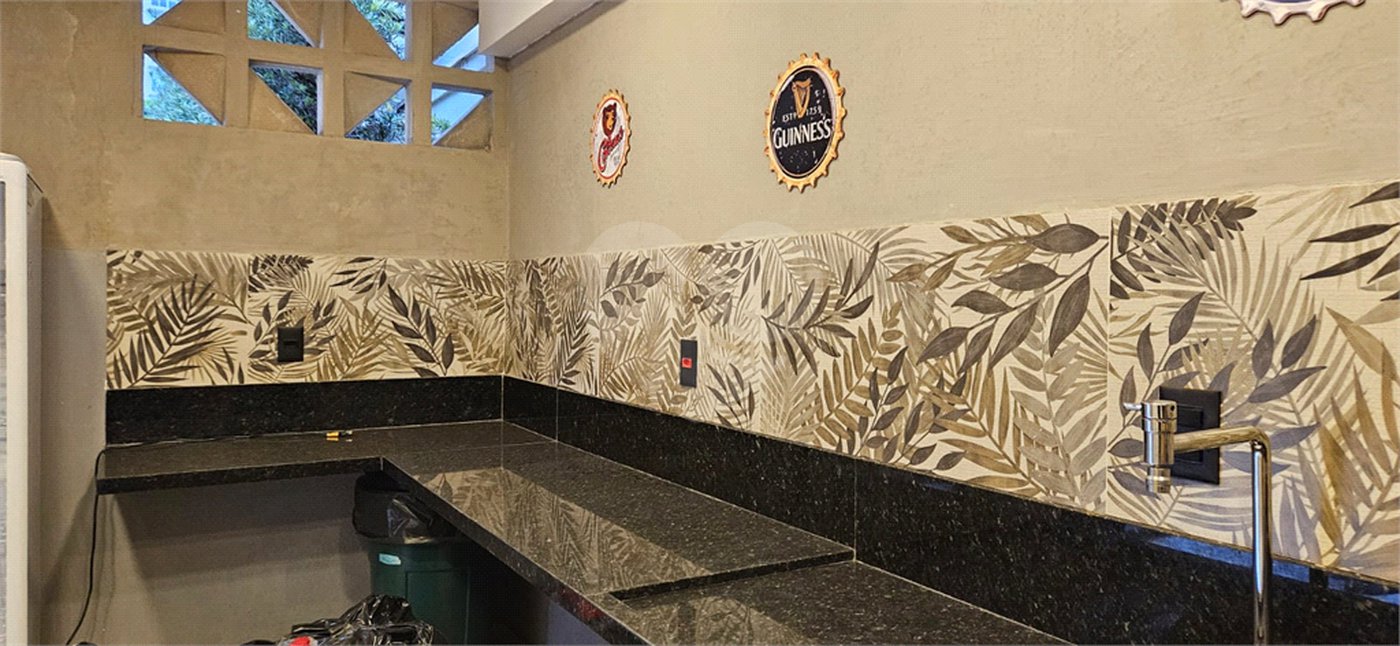 Apartamento à venda com 3 quartos, sendo 2 suítes, em Pinheiros, São Paulo, SP