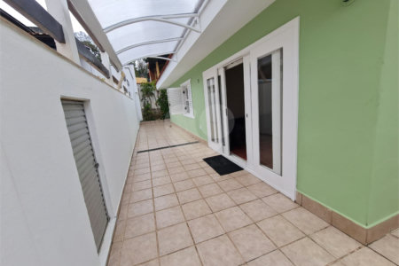 Casa Térrea à venda com 4 quartos, sendo 1 suíte, em Interlagos, São Paulo, SP