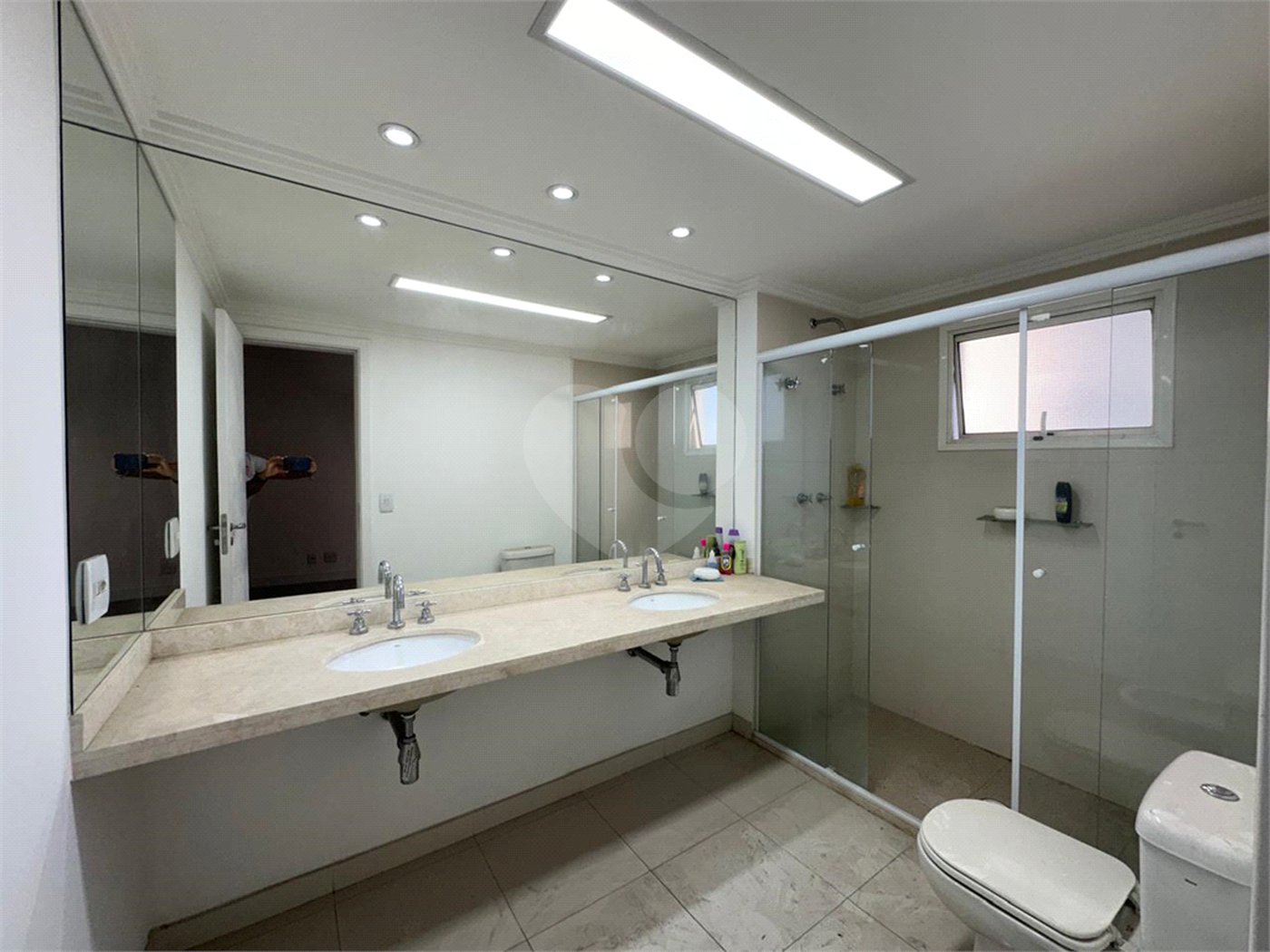 Apartamento à venda com 5 suítes em Santana, São Paulo, SP