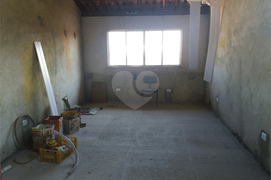 Sobrado à venda com 3 quartos, sendo 1 suíte,  em Vila Maria, São Paulo, SP