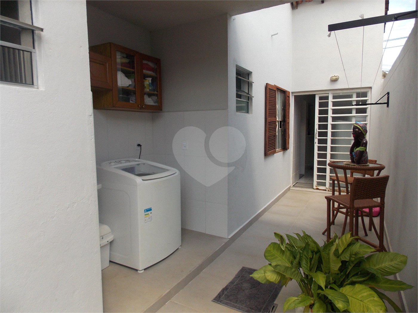 Casa à venda com 4 quartos, sendo 2 suítes, em Jardins, Bragança Paulista, SP