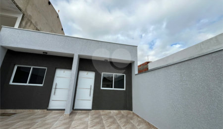 Casa de Vila à venda com 2 quartos, sendo 1 suíte,  em Jardim das Orquídeas, Sorocaba, SP
