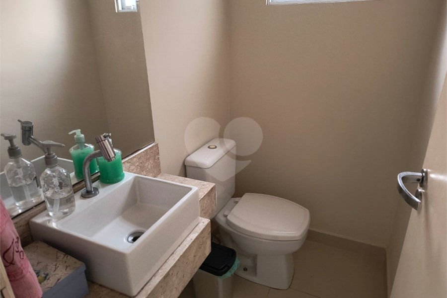 Sobrado à venda com 3 suítes em Vila Guilherme, São Paulo, SP