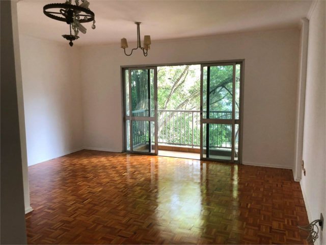 Apartamento à venda com 2 quartos em Santo Amaro, São Paulo, SP