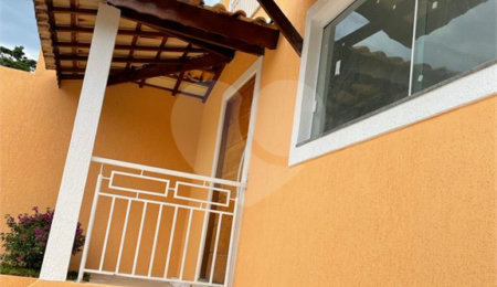 Casa à venda com 3 quartos, sendo 1 suíte, no condomínio Mirante da Mantiqueira, Mairiporã - SP