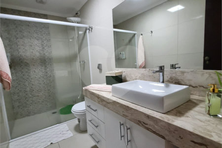 Casa à venda com 3 quartos, sendo 1 suíte, em Jardim Franca, São Paulo, SP