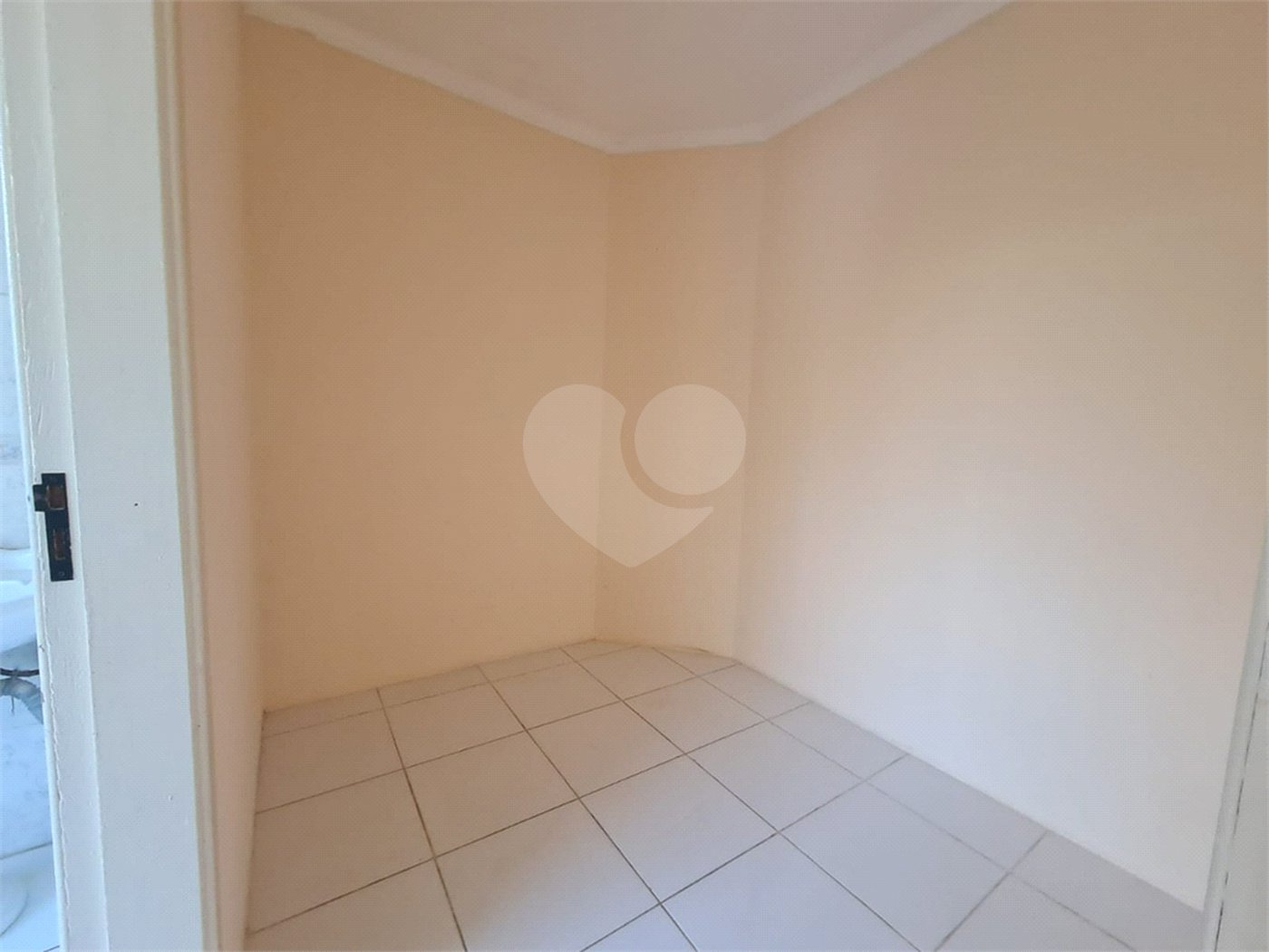 Casa à venda com 3 quartos, sendo 1 suíte, no Centro, Araçoiaba da Serra, SP