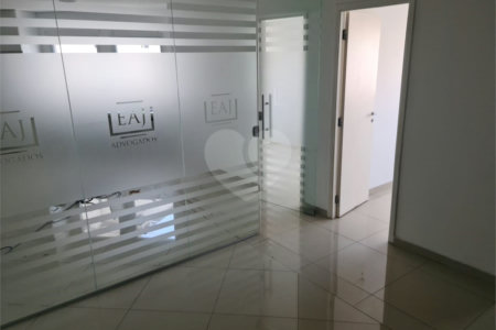 Sala à venda em Barra Funda, São Paulo, SP