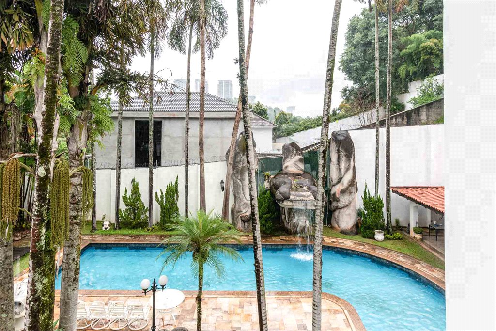 Casa à venda com 5 suítes em Fazenda Morumbi, São Paulo, SP