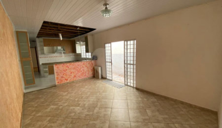 Casa Térrea à venda com 3 quartos em Imirim, São Paulo, SP