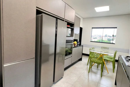 Sobrado à venda com 5 quartos, sendo 2 suítes, em Vila Inah, São Paulo, SP