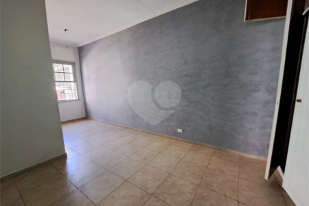 Casa Térrea para alugar com 1 quarto, sendo 3 suítes,  em Indianópolis, São Paulo, SP