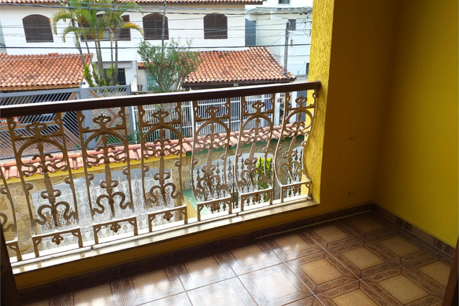 Sobrado à venda com 4 quartos, sendo 1 suíte, em Horto, São Paulo, SP