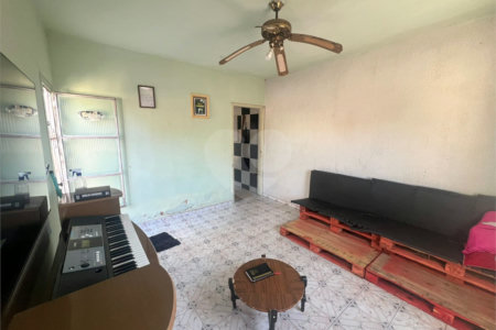Casa à venda com 2 quartos em Jardim Leonel, Itapetininga, SP