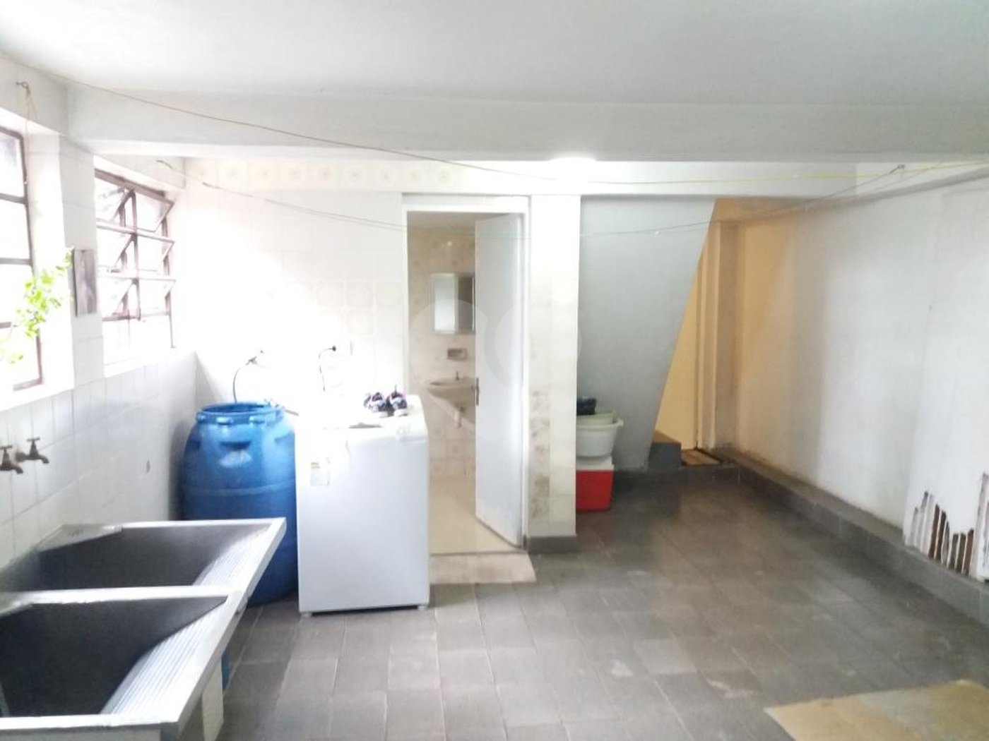 Casa à venda com 4 quartos, sendo 1 suíte,  em Jardim Helga, São Paulo, SP