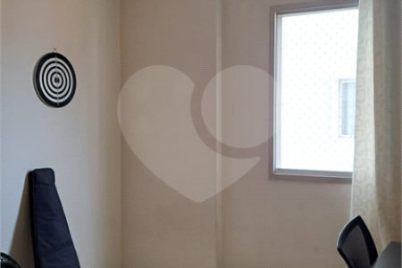 Apartamento à venda com 3 quartos, sendo 1 suíte,  em Vila Olímpia, São Paulo, SP