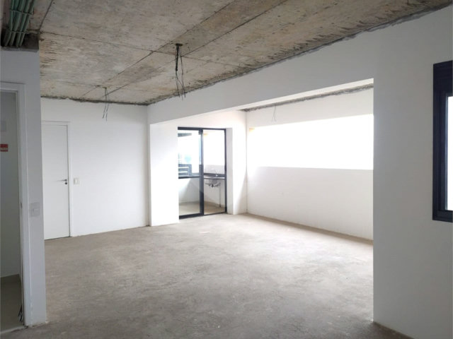 Apartamento à venda com 4 quartos, sendo 3 suítes,  em Santana, São Paulo, SP