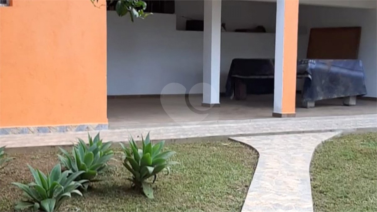 Casa à venda com 2 quartos em Caceia, Mairiporã, SP