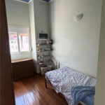 Casa à venda com 4 quartos, sendo 2 suítes, no condomínio Milennium, Valinhos - SP